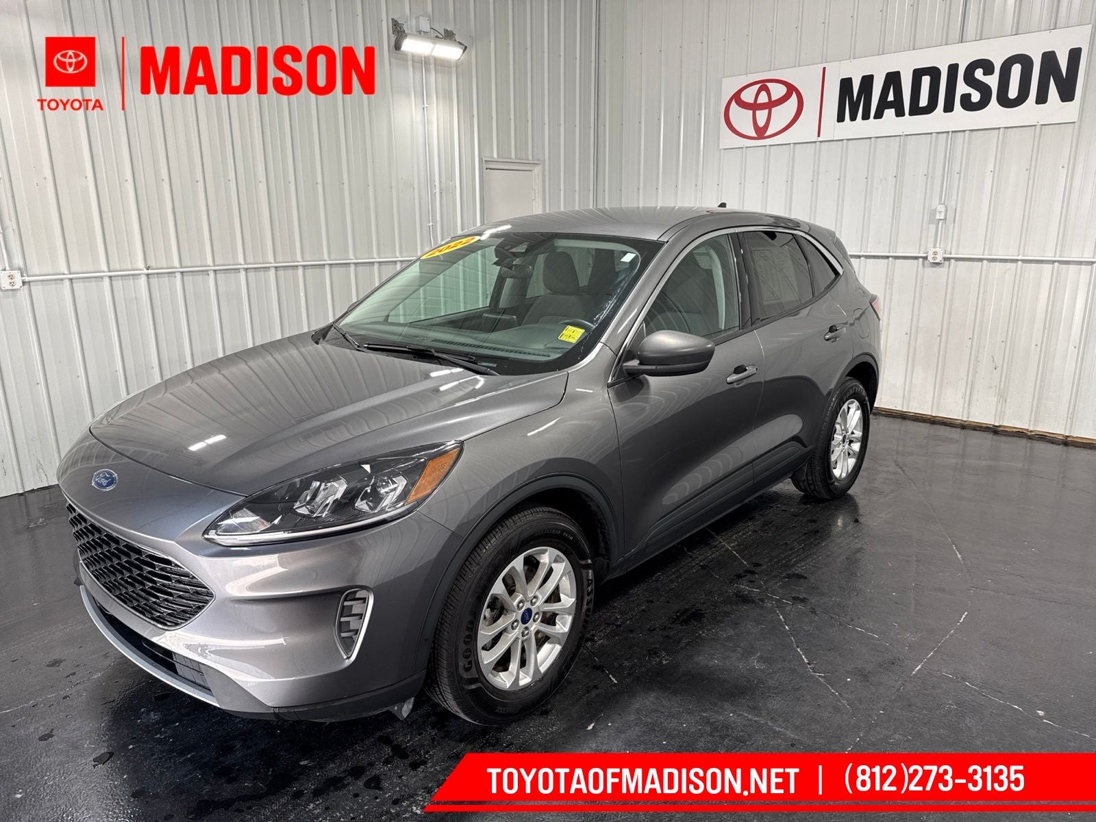 2022 Ford Escape SE in Gray Metallic — front three-quarter view
