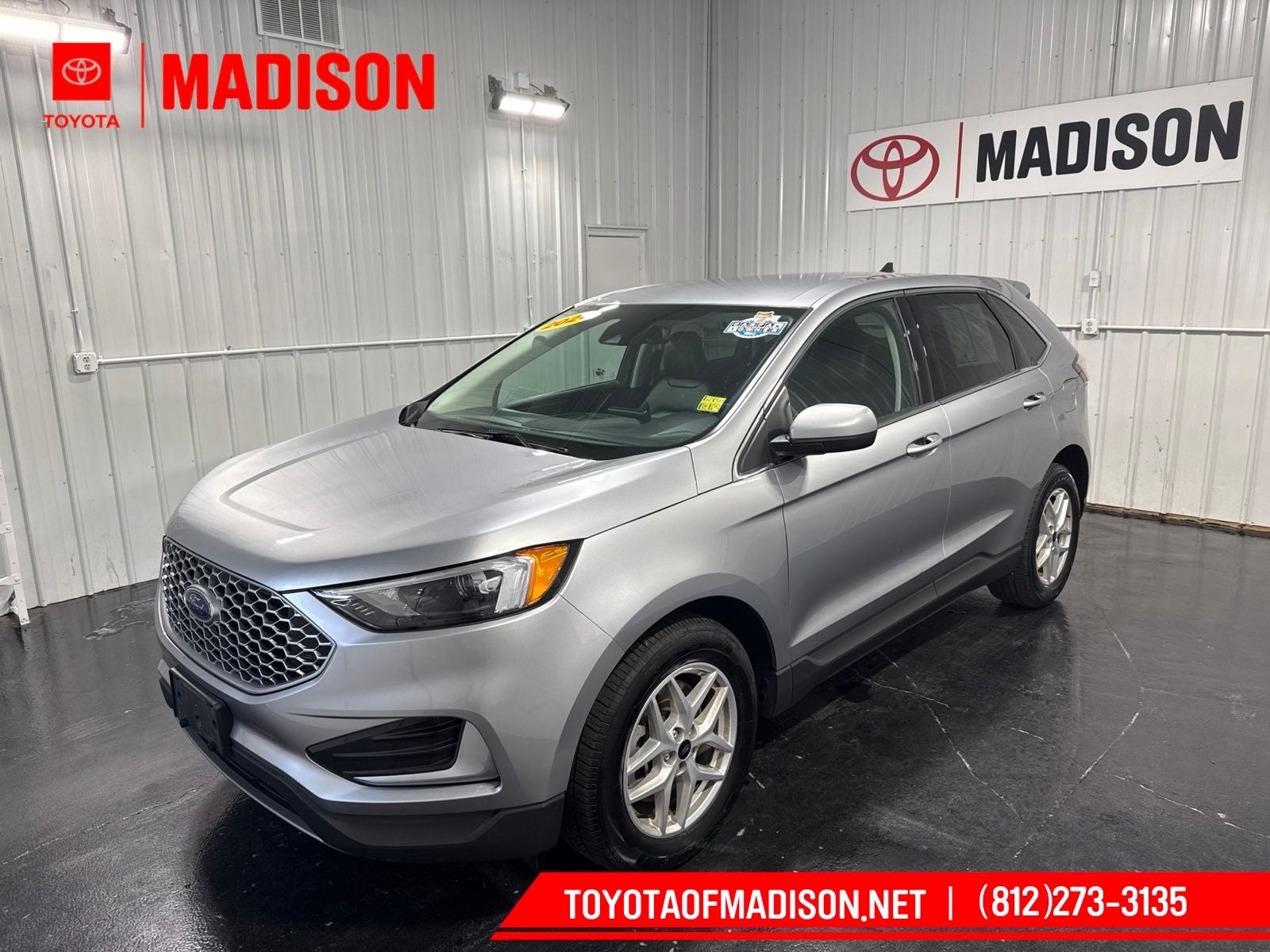 2024 Ford Edge SEL in Silver Metallic — front three-quarter view